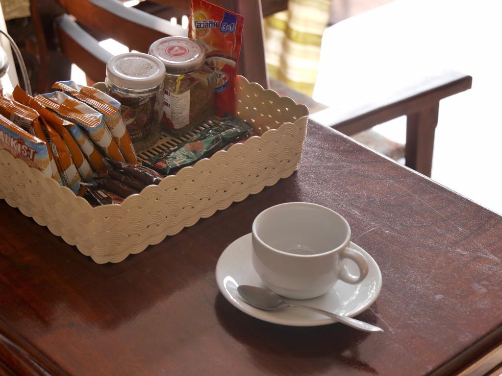Pakdee House Hotel Udonthani Kültér fotó
