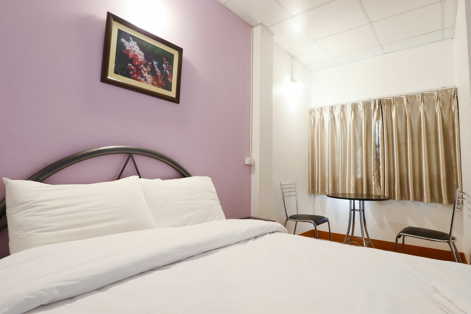 Pakdee House Hotel Udonthani Kültér fotó