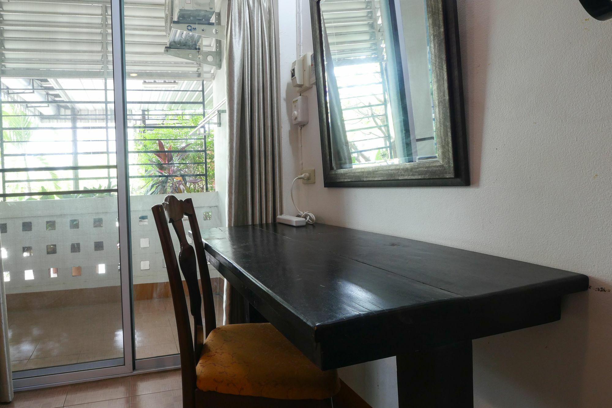 Pakdee House Hotel Udonthani Kültér fotó